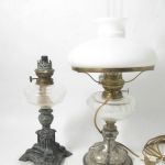 605 7606 PARAFFIN LAMPS